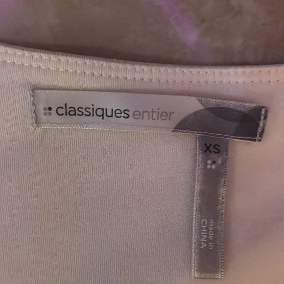 Top - Picture 2 of 2